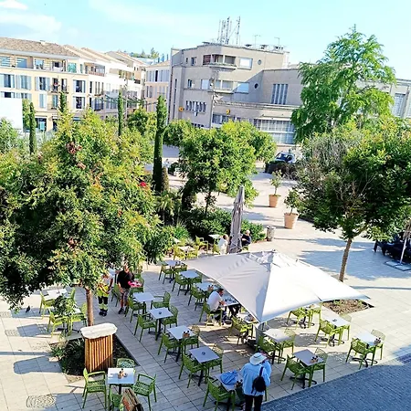 Deux Pieces Renove Climatise Coeur Du Vieil Apartment